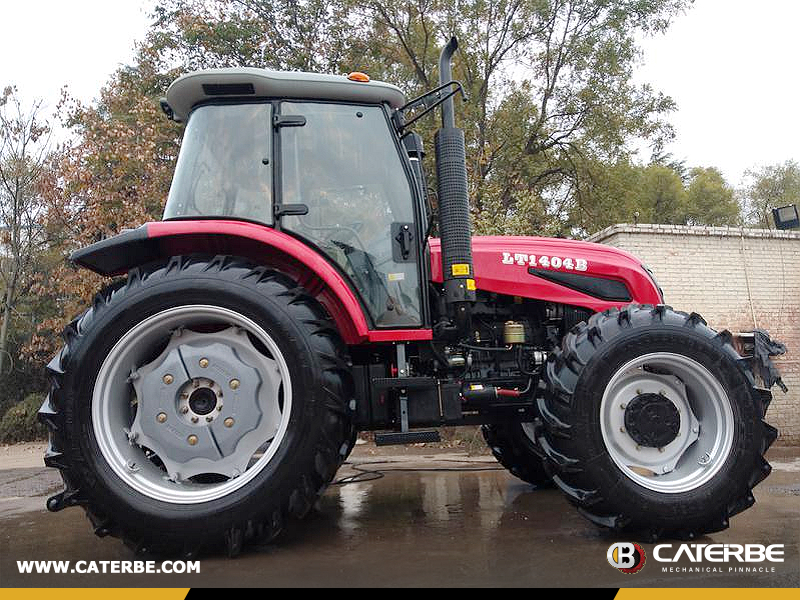 Argentina - 1 Unit LUTONG 140HP LT1404B Tractor