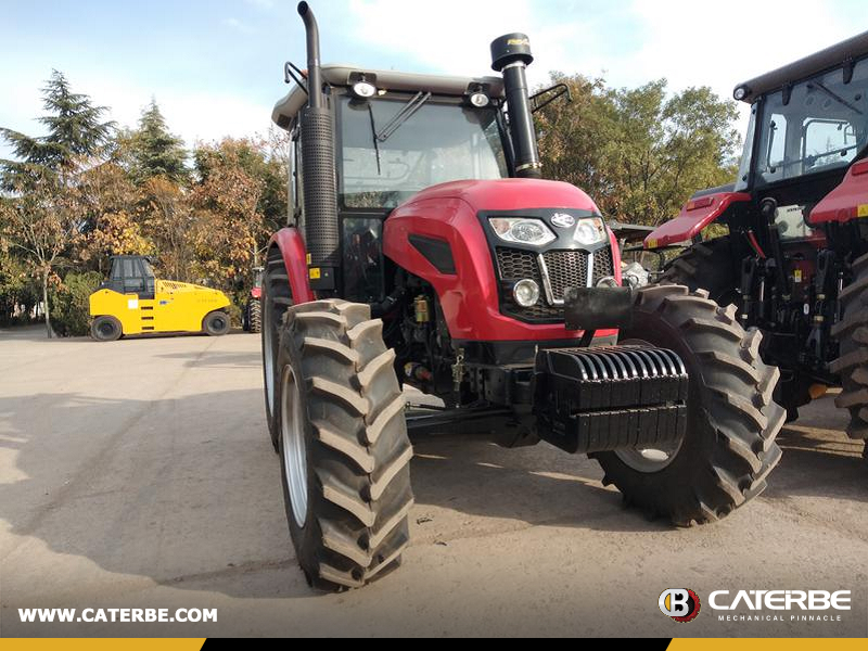 Argentina - 1 Unit LUTONG 140HP LT1404B Tractor