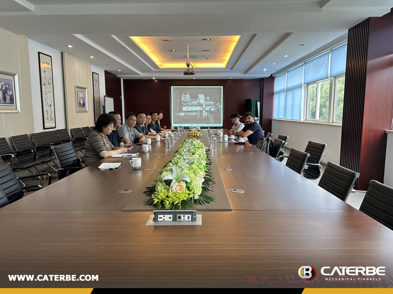 Turkmenistan Customer Visited CAT & HYUNDAI & XCMG Factory
