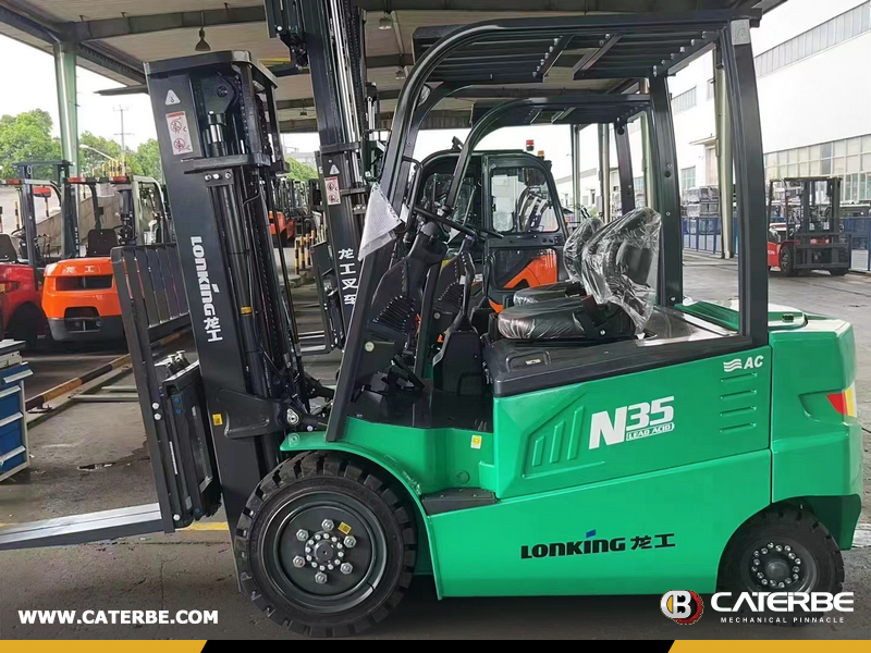 Canada - 2 Units LONKING CPD35-NF Forklift