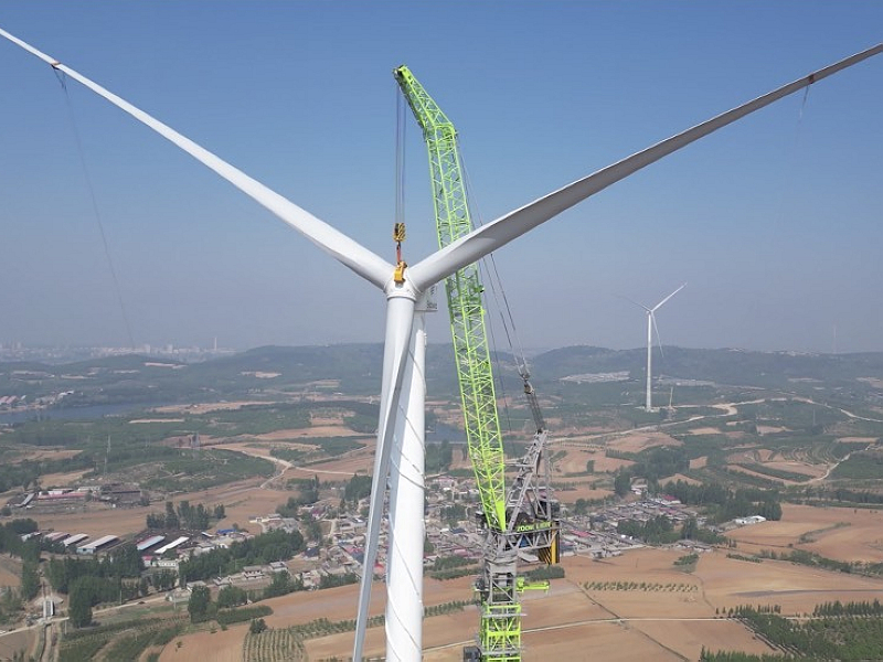 ZOOMLION's Wind-Powered Electric Jib Tower Crane Scales New Heights