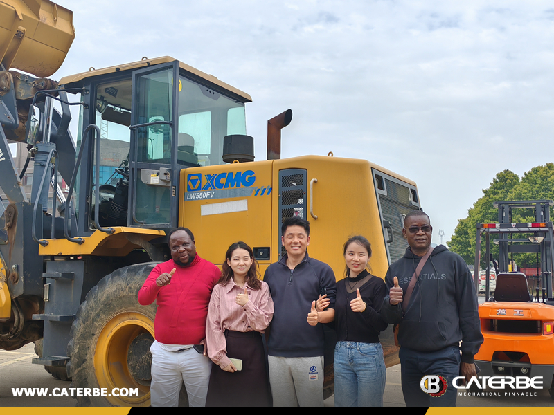 Congo Customers Visited SINOMADA Factory