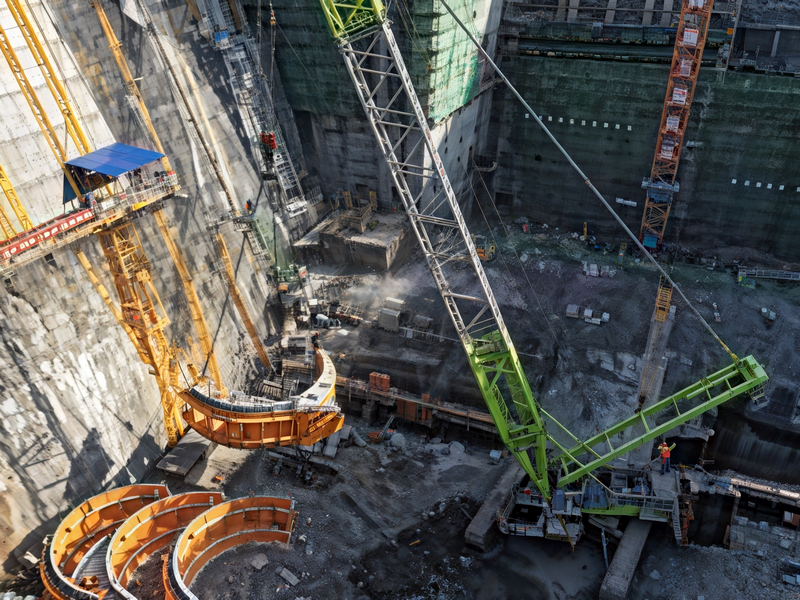 ZOOMLION Crane Successfully Lifted the Seat Ring of the Largest Pumped Storage Unit in China