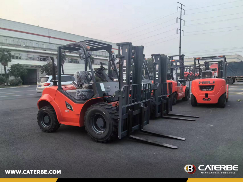 UAE - 2 Units HELI CPCD35-XC3Y4G3 Rough Terrain Forklift