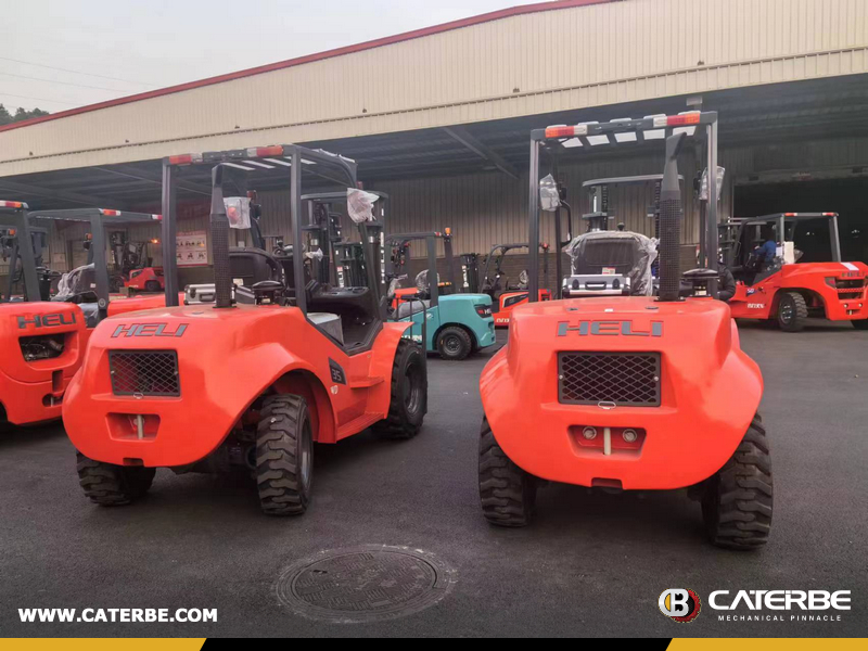 UAE - 2 Units HELI CPCD35-XC3Y4G3 Rough Terrain Forklift