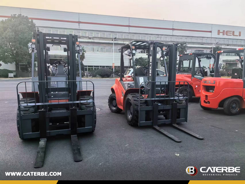 UAE - 2 Units HELI CPCD35-XC3Y4G3 Rough Terrain Forklift