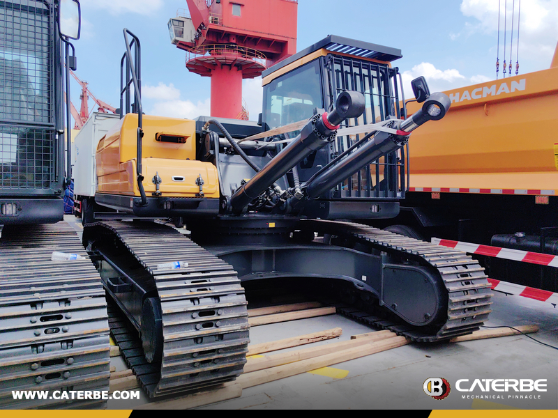 HYUNDAI HX340HD Excavator