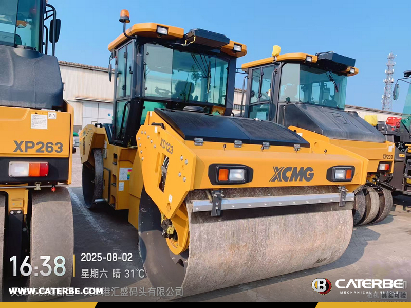 XCMG XS183J & 2 XCMG XP263 & 1 XCMG XD123 Road Roller