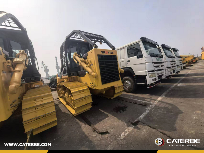 SHANTUI SD26F Bulldozers